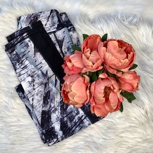Sale 💕 NWOT work out leggings